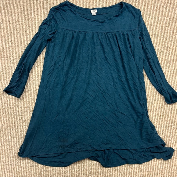 Aritzia Wilfred Green flowy top - Picture 1 of 2
